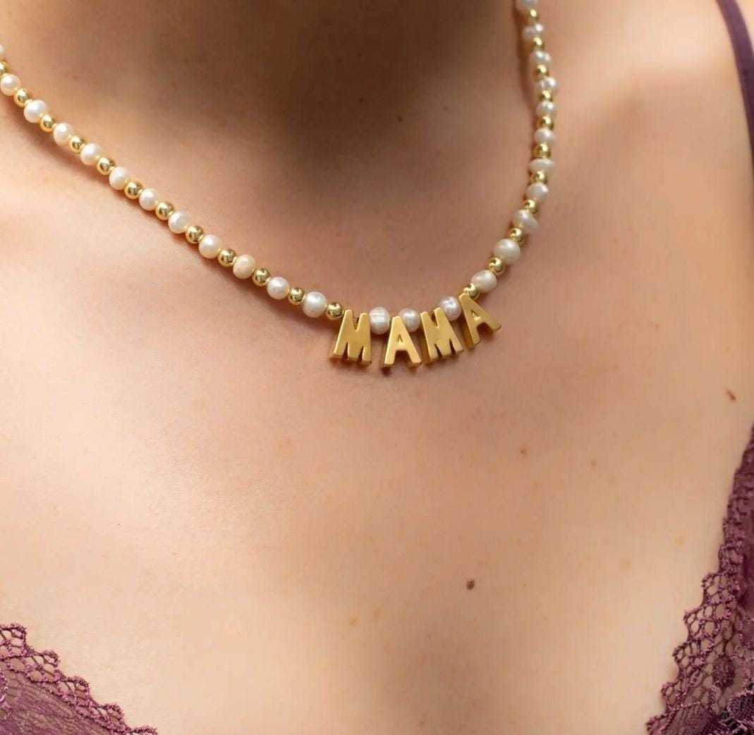 INICIALES (1-4) ENTRE PERLAS