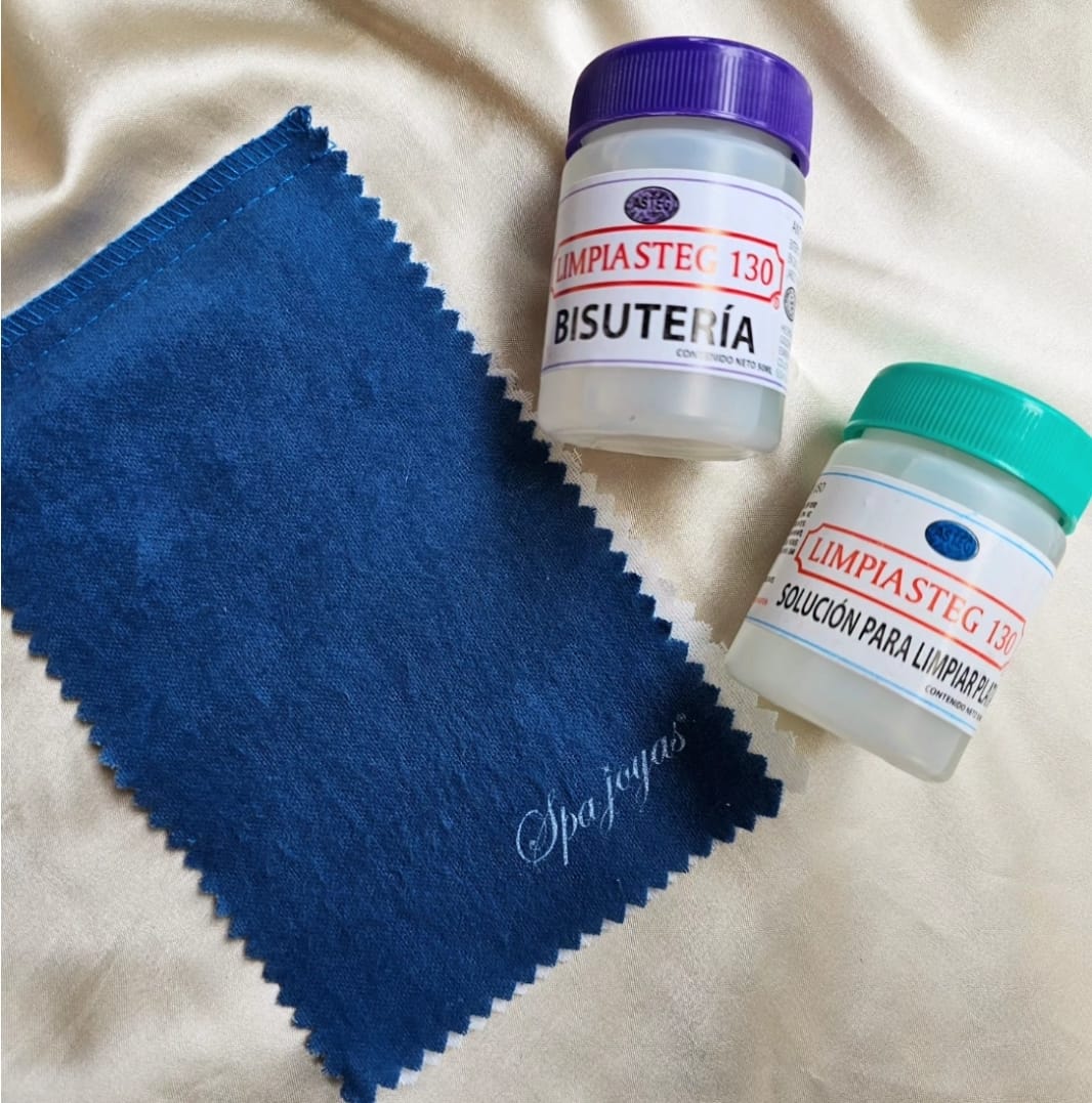 FRASCOS CHICOS Y FRANELA