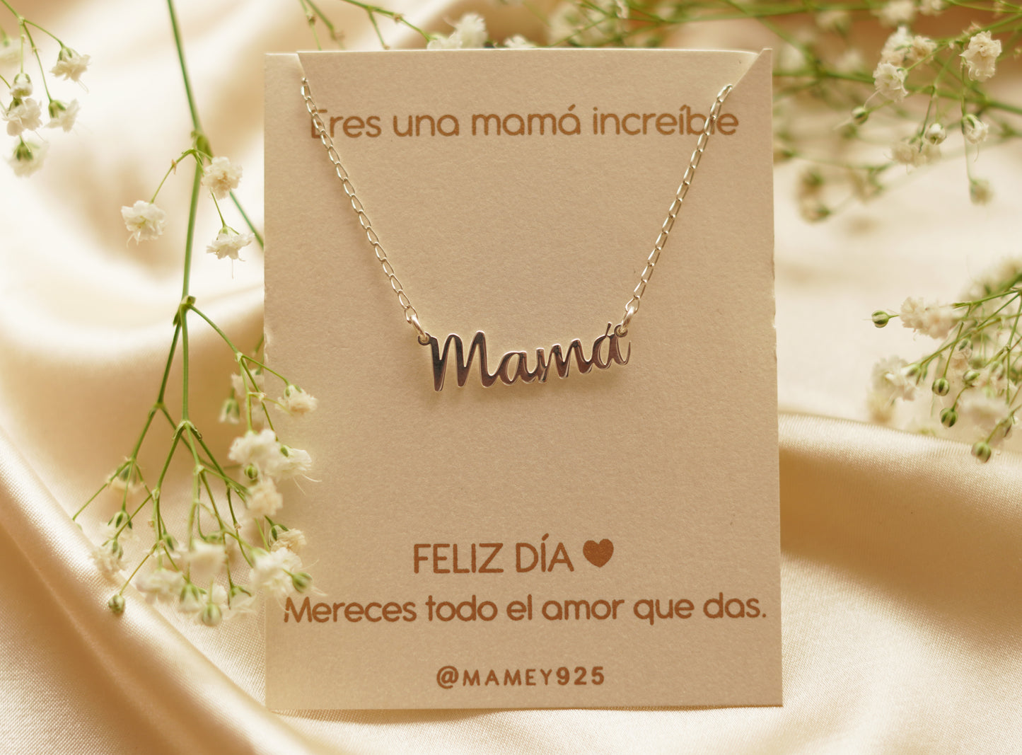 COLLAR MINI PALABRA PLATA