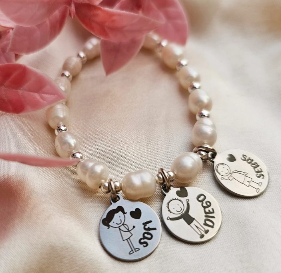 PULSERA PERLAS CON PERSONAJES