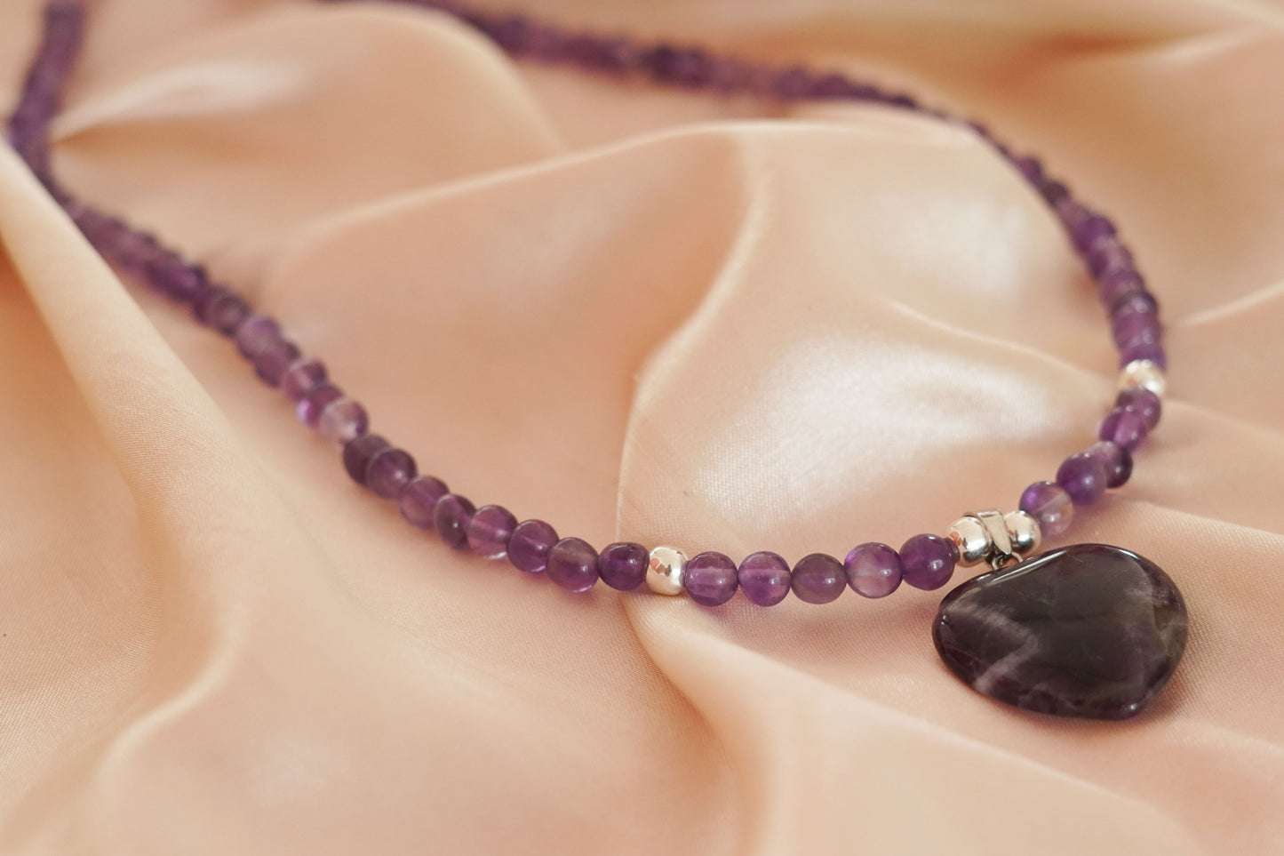 COLLAR AMATISTA