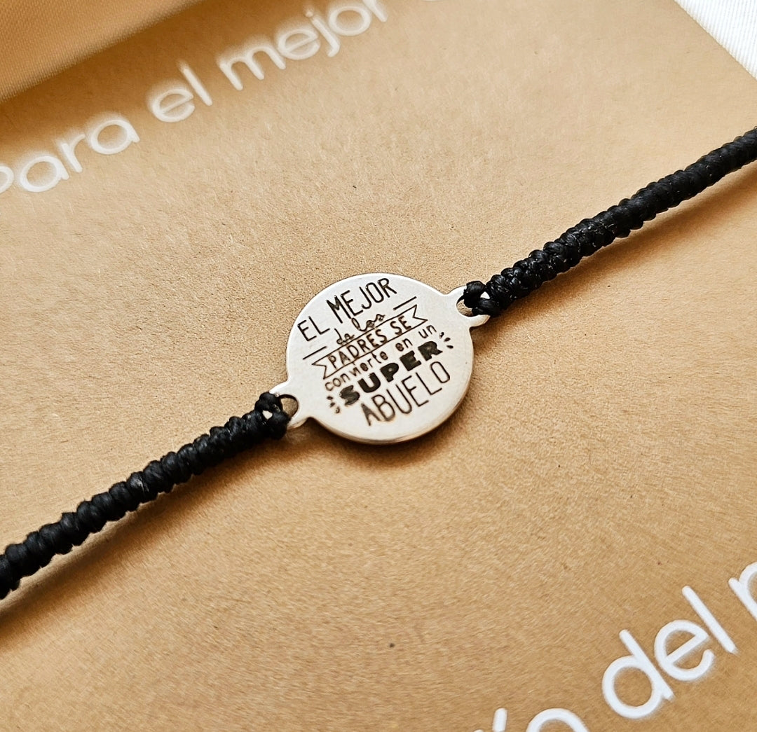PULSERA MEDALLA MACRAMÉ