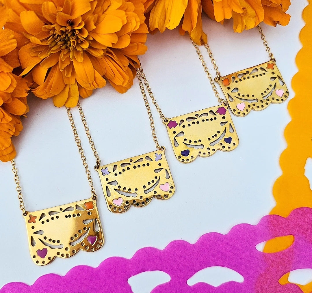 PAPEL PICADO DORADO