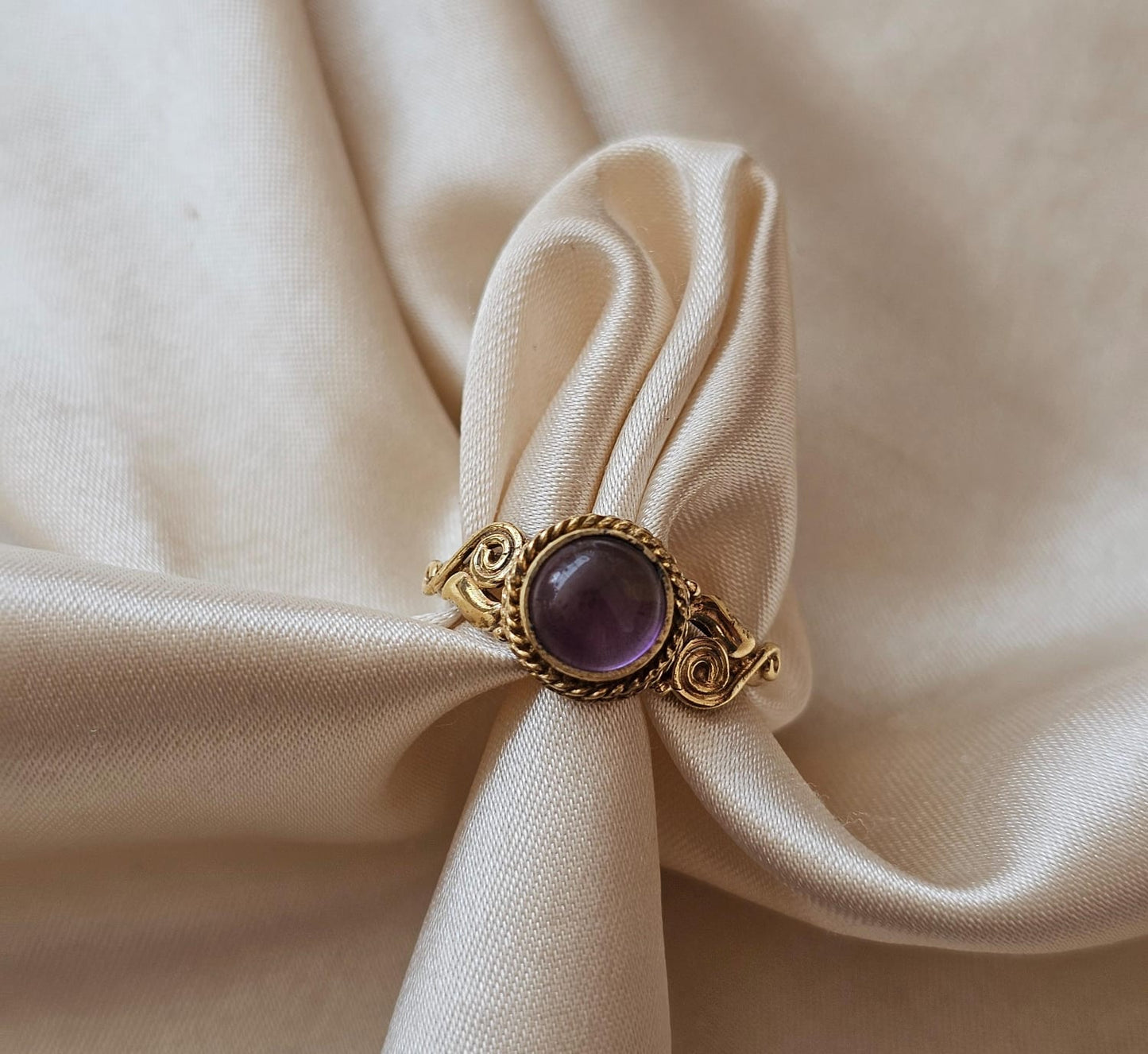 ANILLO AMATISTA TRENZADA