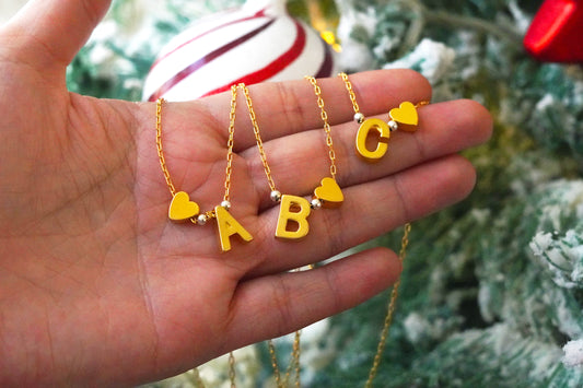 COLLAR INICIAL AMOROSA